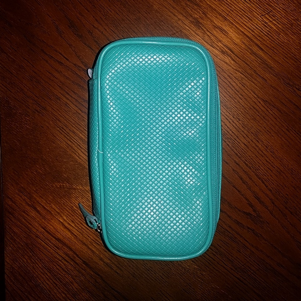 FINAL SALE Toiletry bag